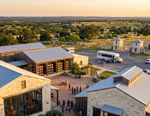 Hill Country Winery & Brewery Shuttle Bus